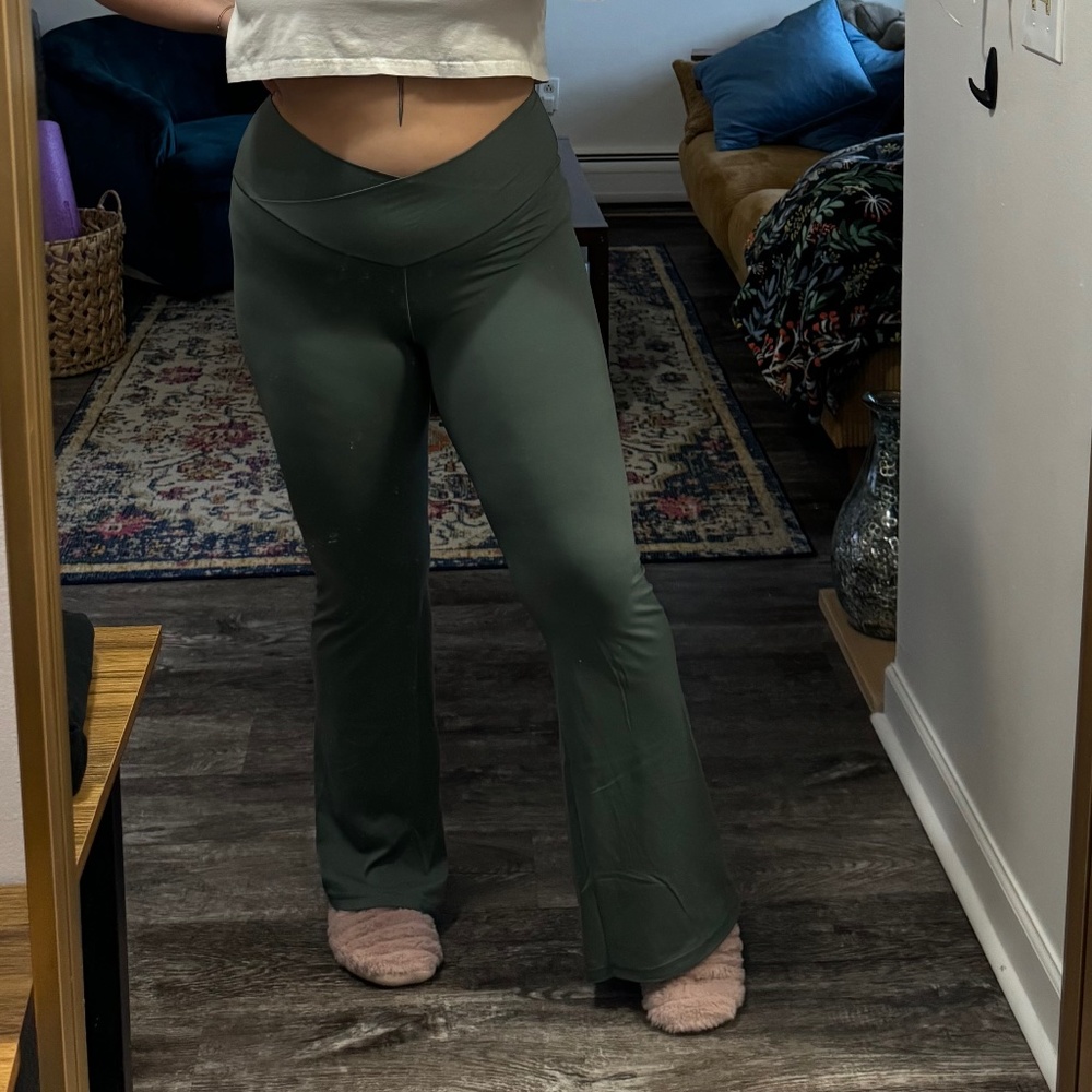 XL Aerie Offline Flare Legging Yoga Pants